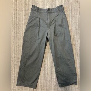 Uniqlo Pleated Gray Pants